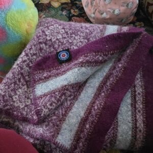 Icelandic Wool Blanket in Rich Purple